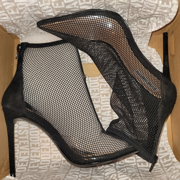 Steve Madden Vielo Black Sued Heels 👠 8.5 - Picture 2 of 11